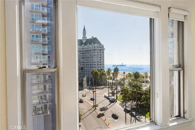 $499,000 | 10 Atlantic Way, Long Beach, CA 90802