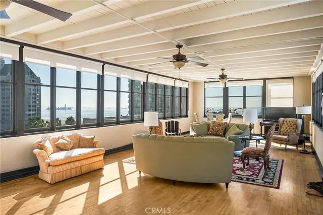 $499,000 | 10 Atlantic Way, Long Beach, CA 90802
