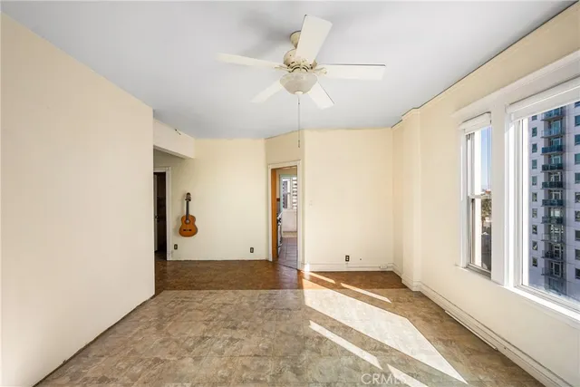 $499,000 | 10 Atlantic Way, Long Beach, CA 90802