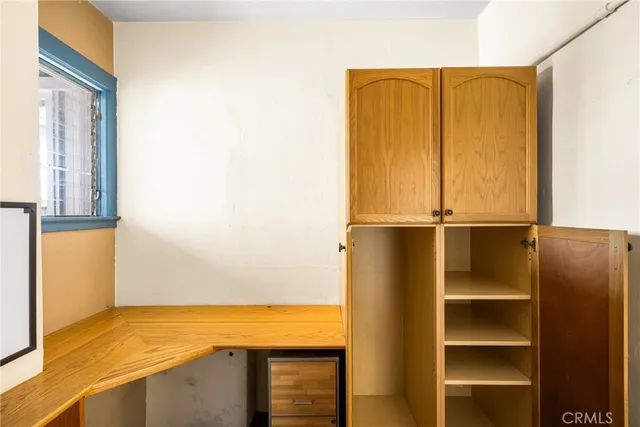 $499,000 | 10 Atlantic Way, Long Beach, CA 90802