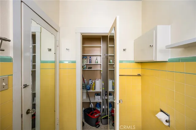 $499,000 | 10 Atlantic Way, Long Beach, CA 90802