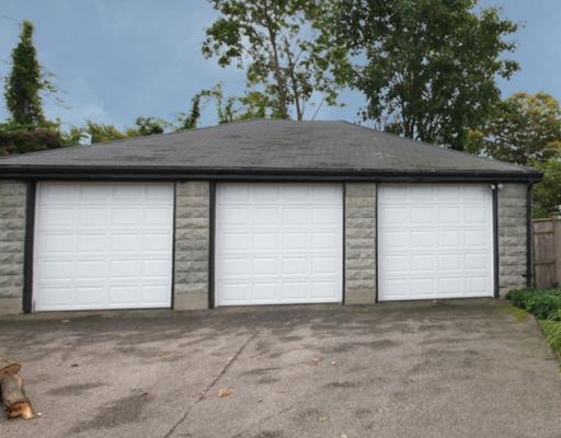 1 King Philip Road Newport, RI 02840 - Photo 12 of 12 Parking Lot/Garage.