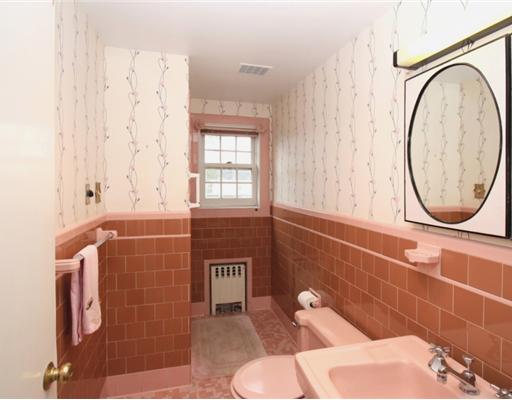 1 King Philip Road Newport, RI 02840 - Photo 9 of 12 Master Bath/Spa.