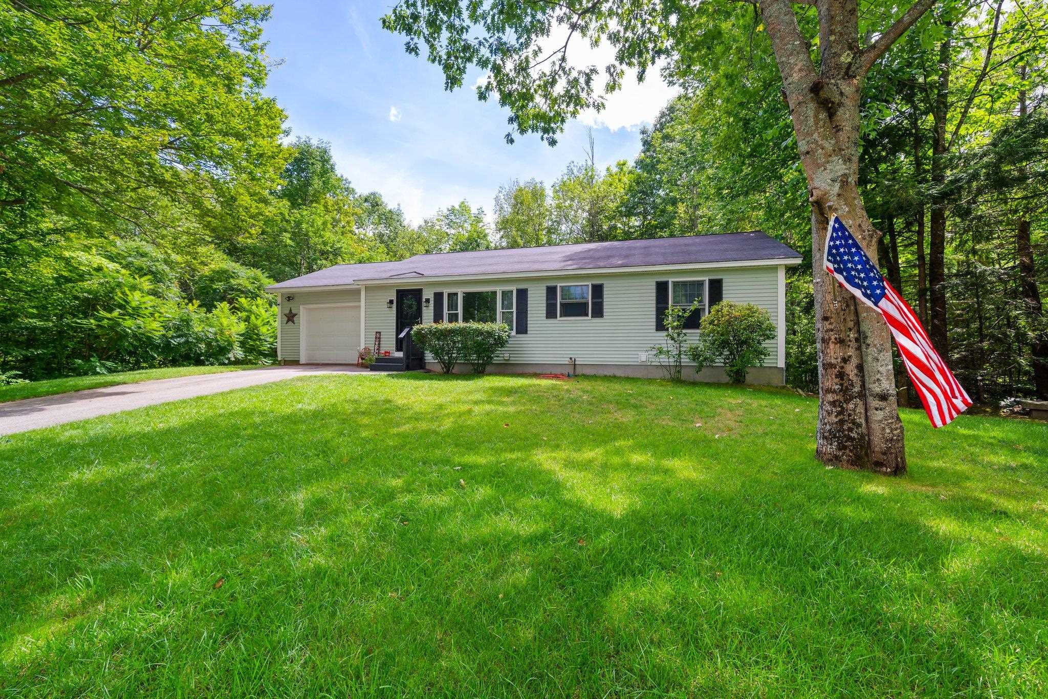 16 Symonds Road Hillsborough, NH 03244 - Photo 1 of 28