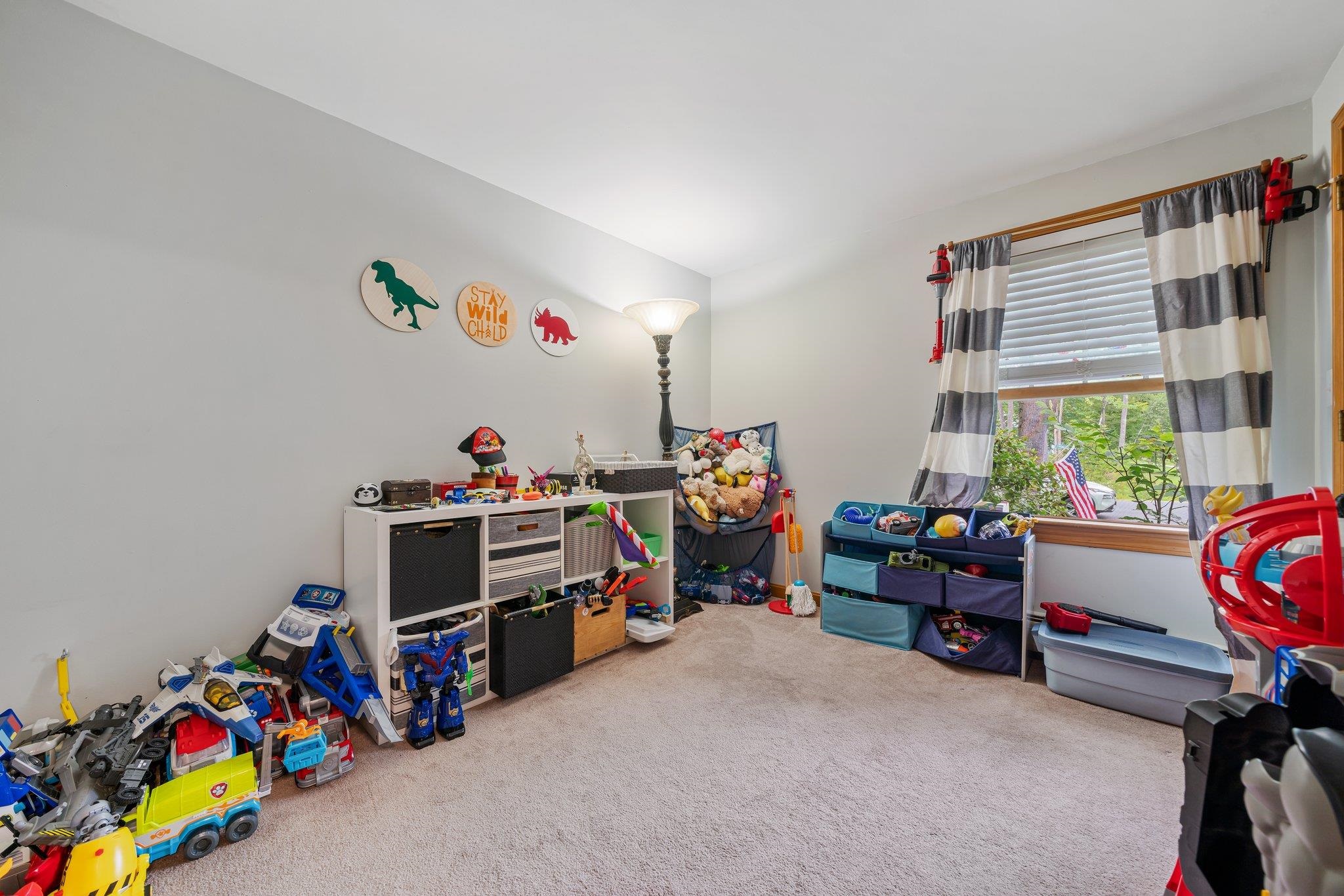 16 Symonds Road Hillsborough, NH 03244 - Photo 12 of 28