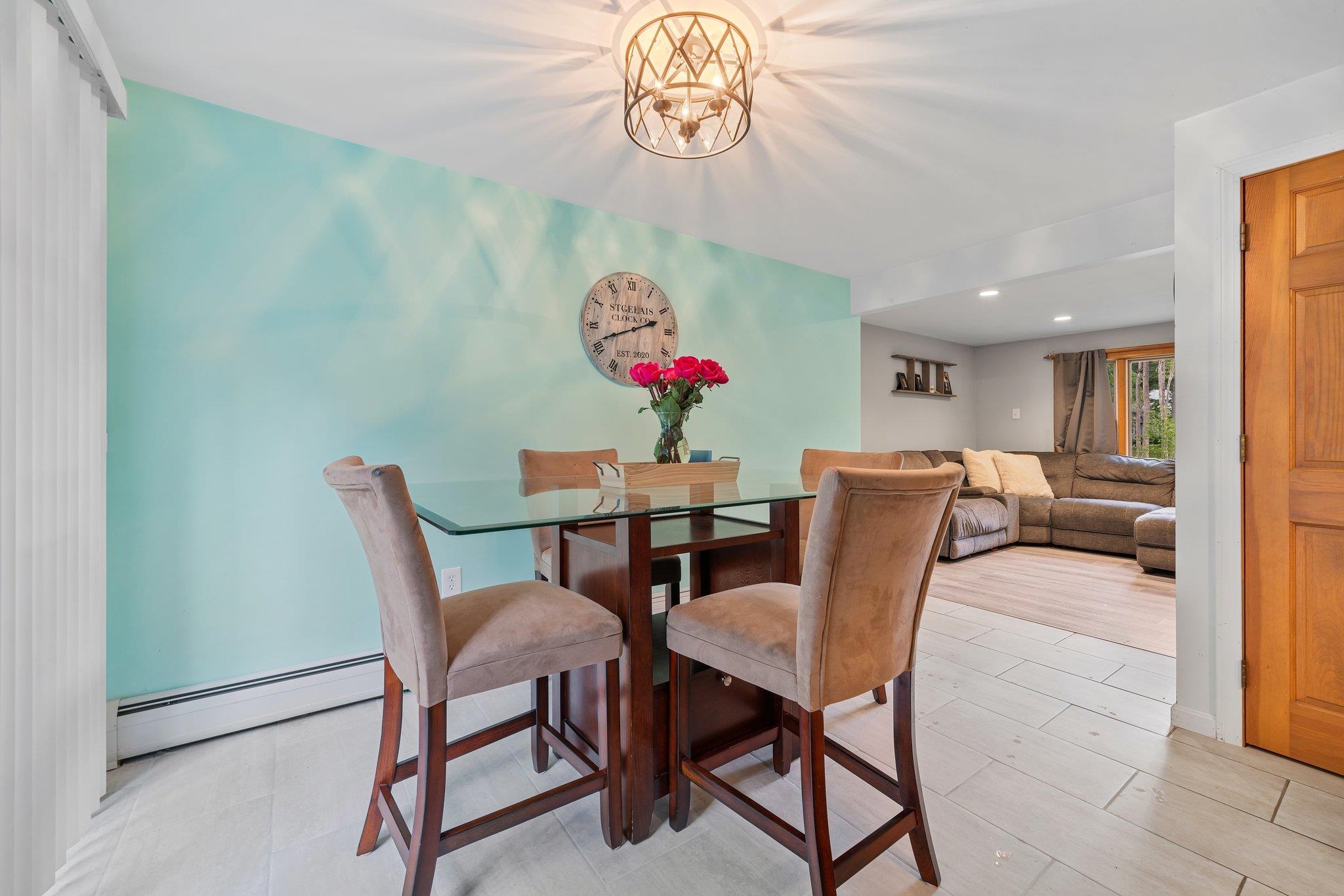 16 Symonds Road Hillsborough, NH 03244 - Photo 4 of 28