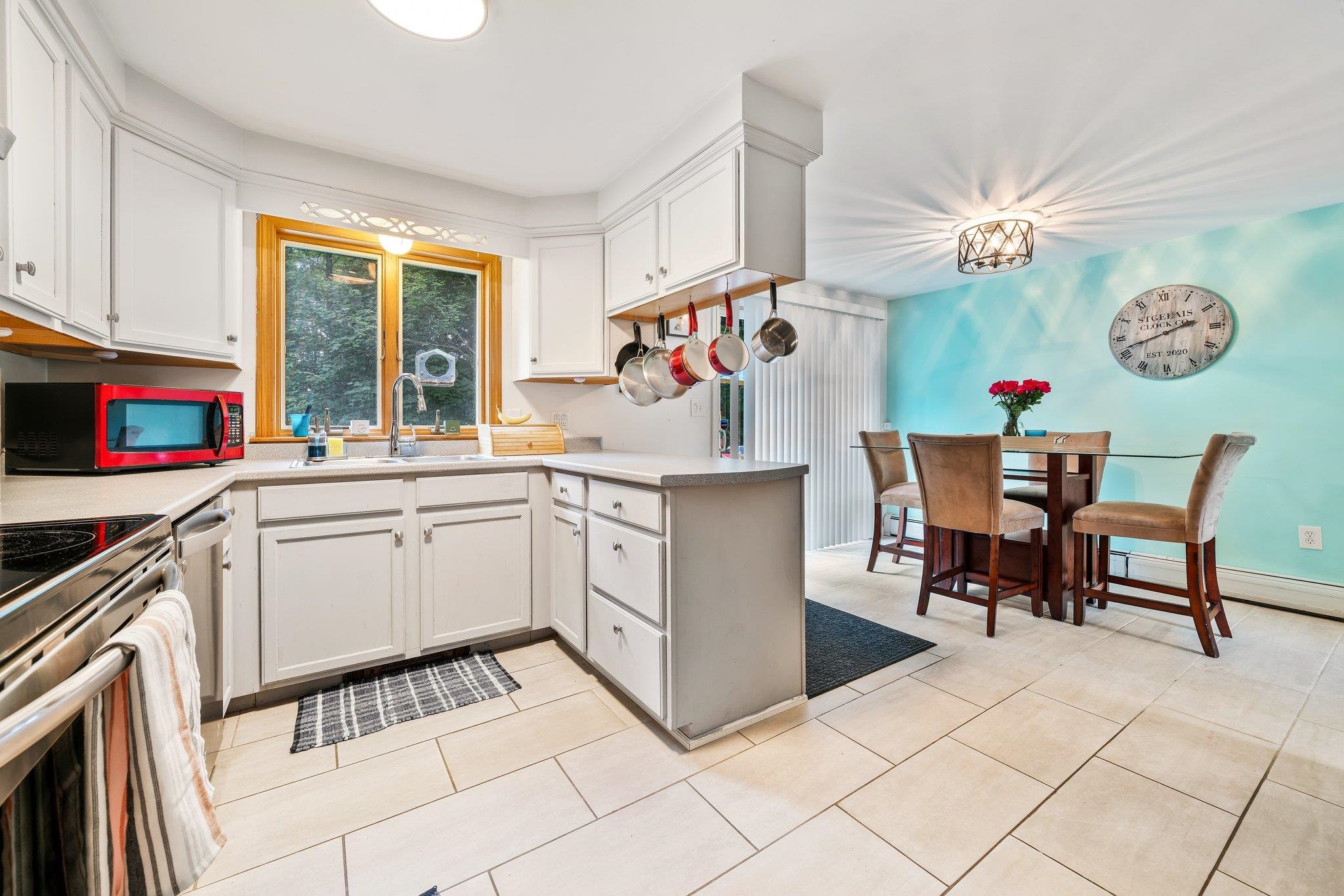 16 Symonds Road Hillsborough, NH 03244 - Photo 6 of 28