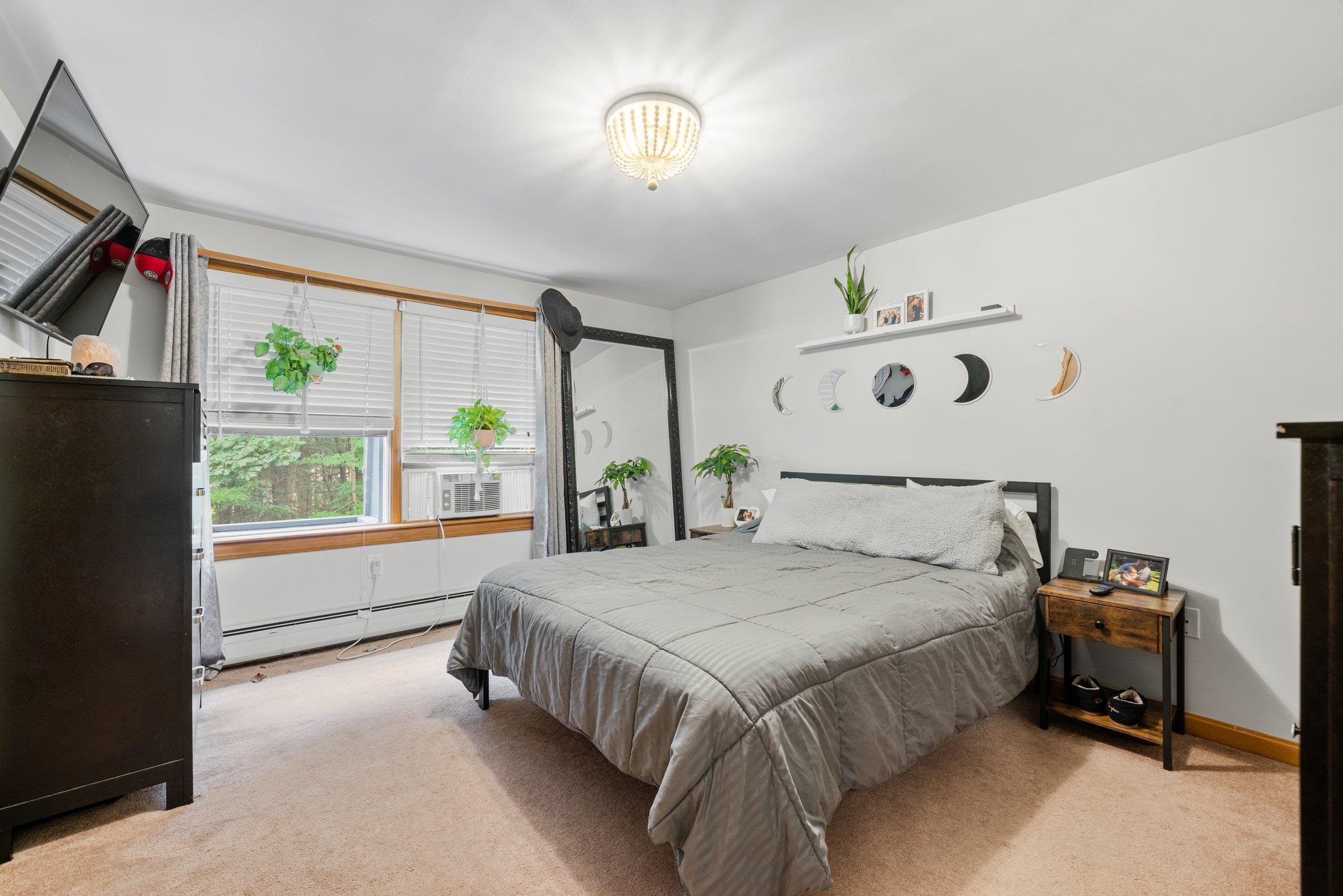 16 Symonds Road Hillsborough, NH 03244 - Photo 10 of 28