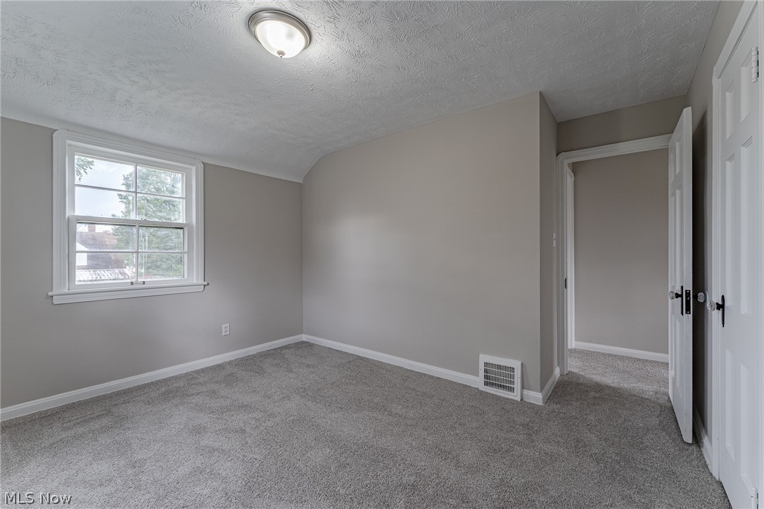 12905 Grannis Road Cleveland, OH 44125 - Photo 18 of 33 Gallery Image 18