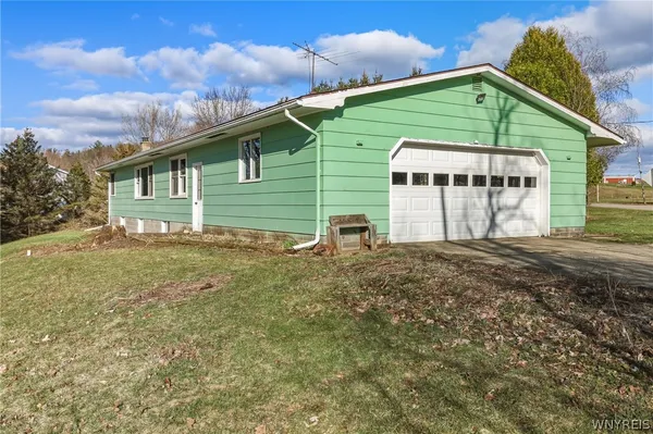 $189,999 | 1040 Hughes Road, Freedom, NY 14009
