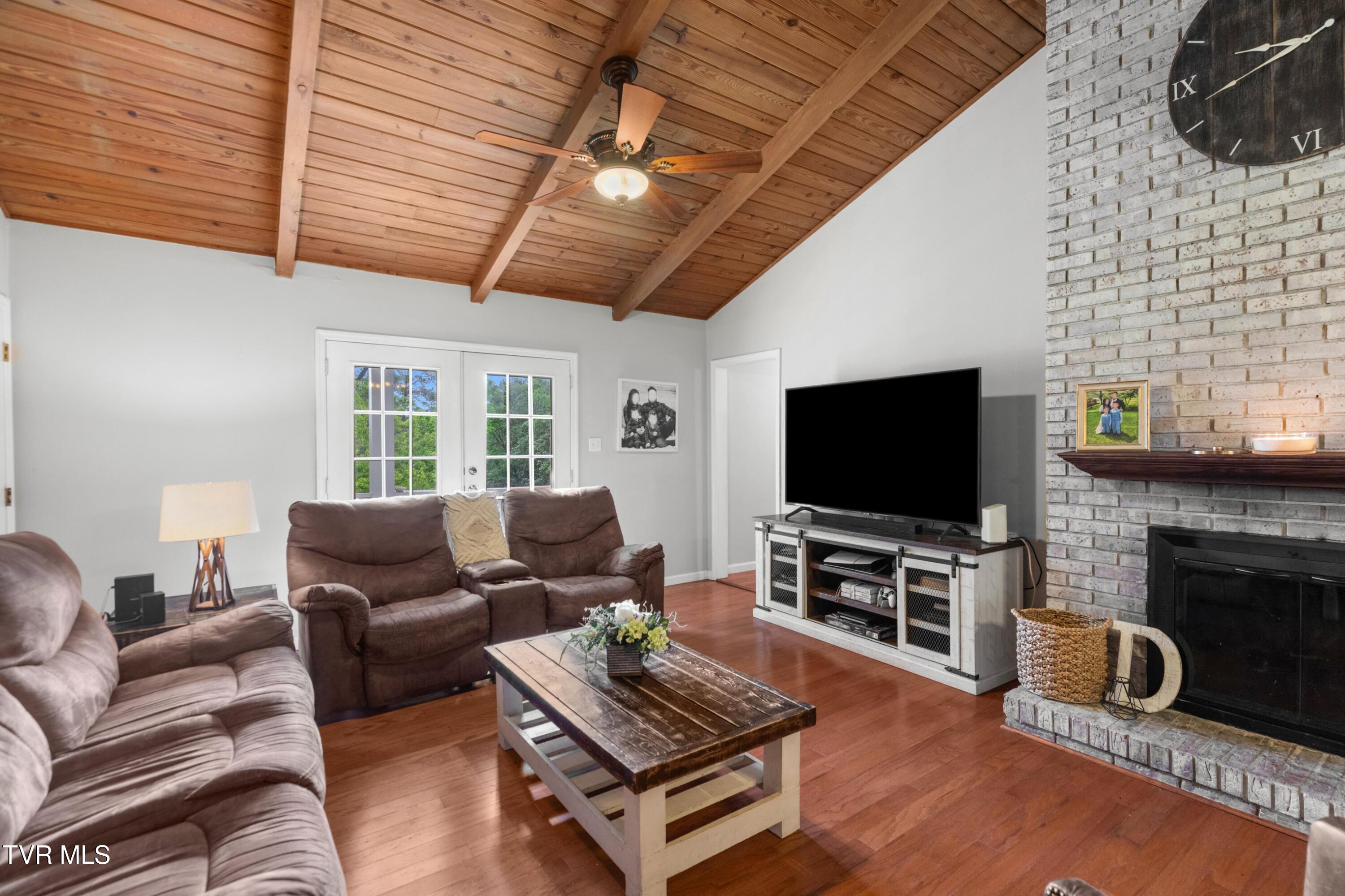 1302 Irwin Drive Powell, TN 37849 - Photo 6 of 53 006-1302IrwinDrive-Powell-TN-37849-SMALL