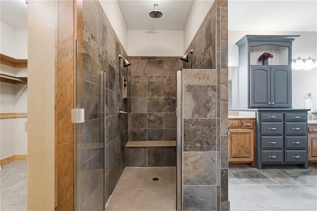 $850,000 | 3776 Utah Terrace, Wellsville, KS 66092