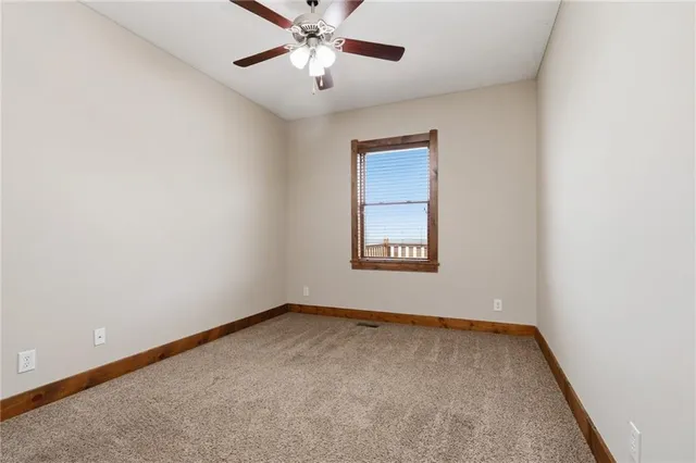 $850,000 | 3776 Utah Terrace, Wellsville, KS 66092