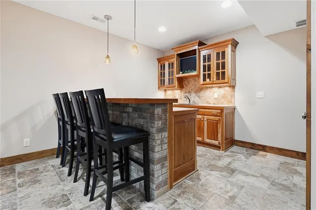 $850,000 | 3776 Utah Terrace, Wellsville, KS 66092