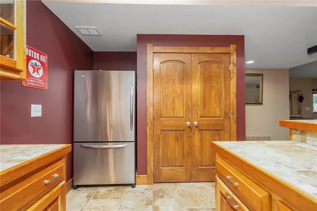 $850,000 | 3776 Utah Terrace, Wellsville, KS 66092