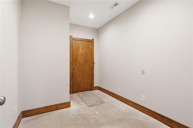 $800,000 | 3776 Utah Terrace, Wellsville, KS 66092