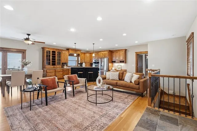 $850,000 | 3776 Utah Terrace, Wellsville, KS 66092