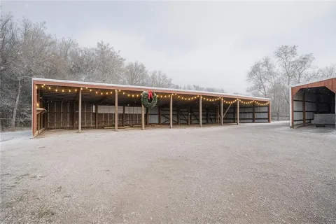 $800,000 | 3776 Utah Terrace, Wellsville, KS 66092