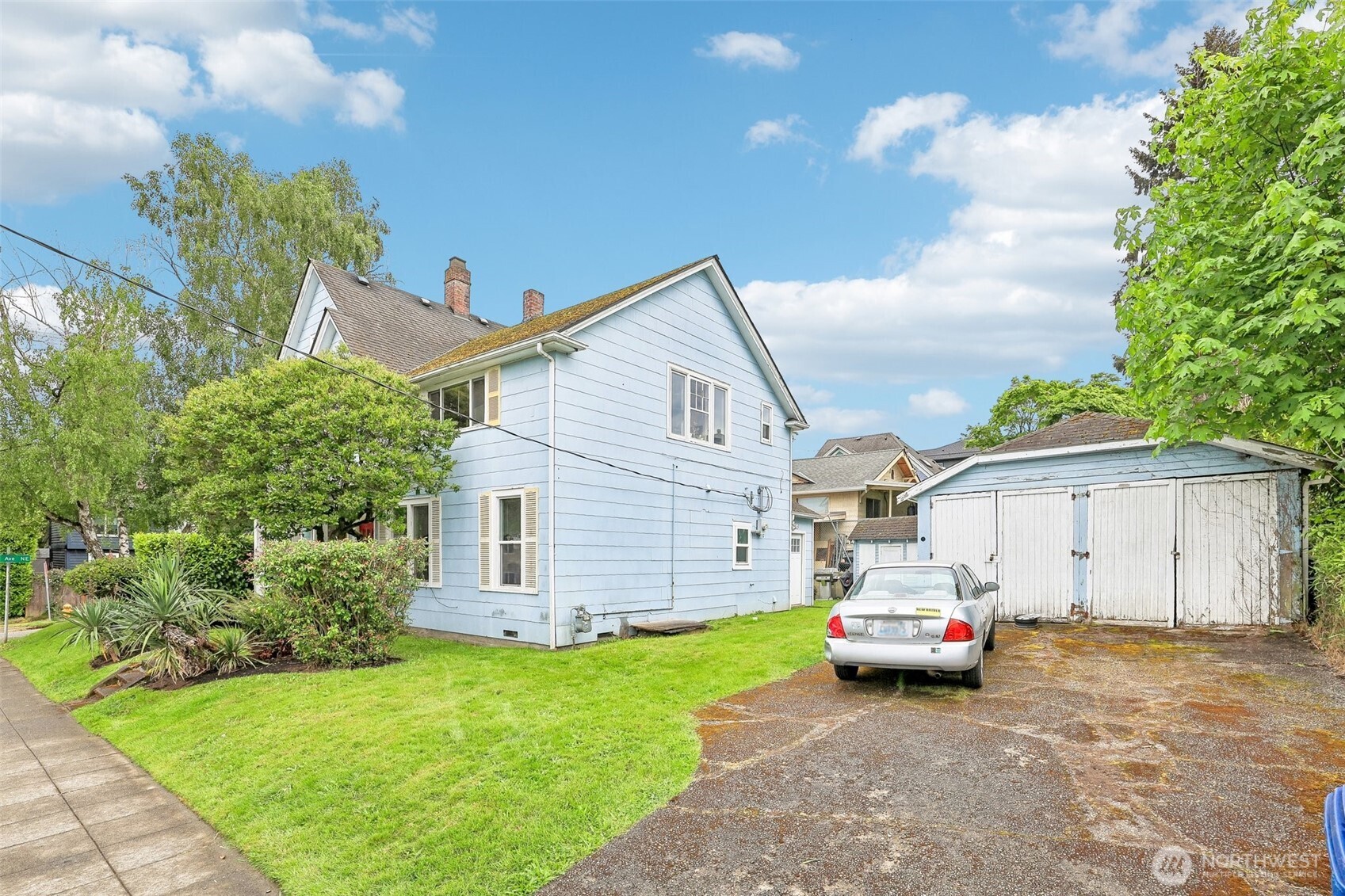 315 Northeast 65th Street Seattle, WA 98115 - Photo 25 of 31