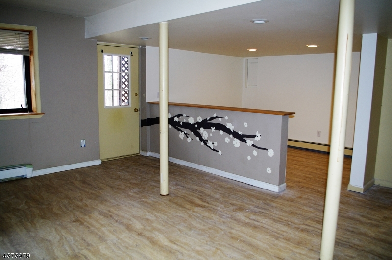 17 Village Way Vernon, NJ 07462 - Photo 15 of 21