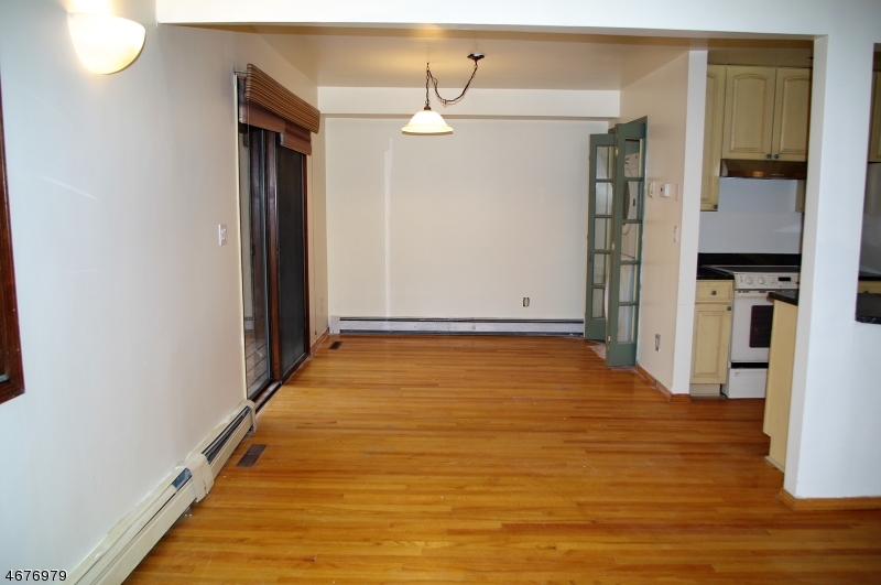 17 Village Way Vernon, NJ 07462 - Photo 5 of 21