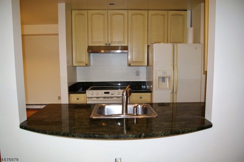 17 Village Way Vernon, NJ 07462 - Photo 10 of 21