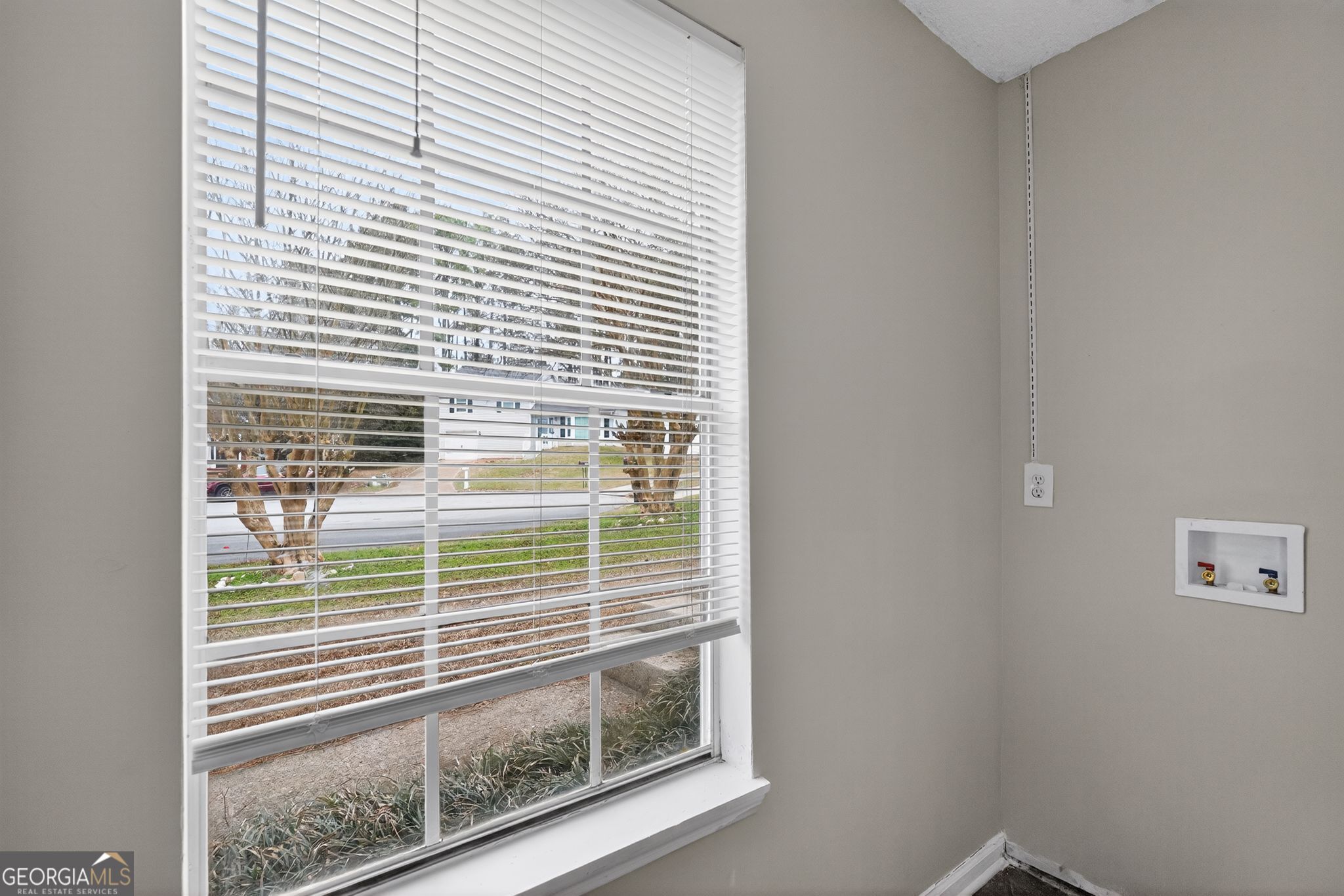 3263 River Mist Cove Decatur, GA 30034 - Photo 33 of 38 a view of a room that has a window in it