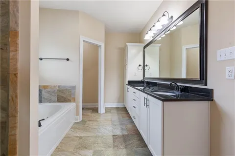 $534,900 | 402 Long Lake Drive, Covington, LA 70435