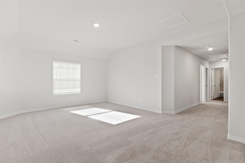 9969 Dynamic Drive Fort Worth, TX 76131 - Photo 8 of 18