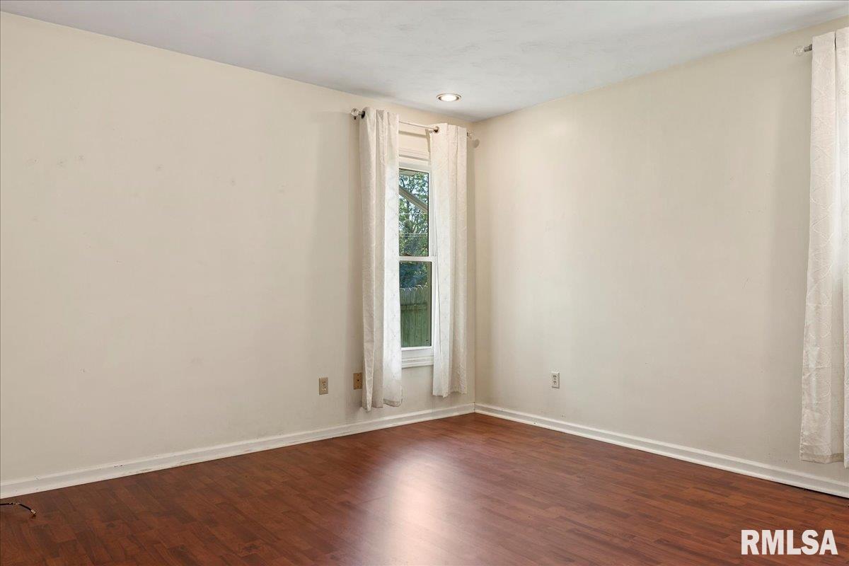 916 Henrietta Street Springfield, IL 62704 - Photo 14 of 32 Gallery Image 14