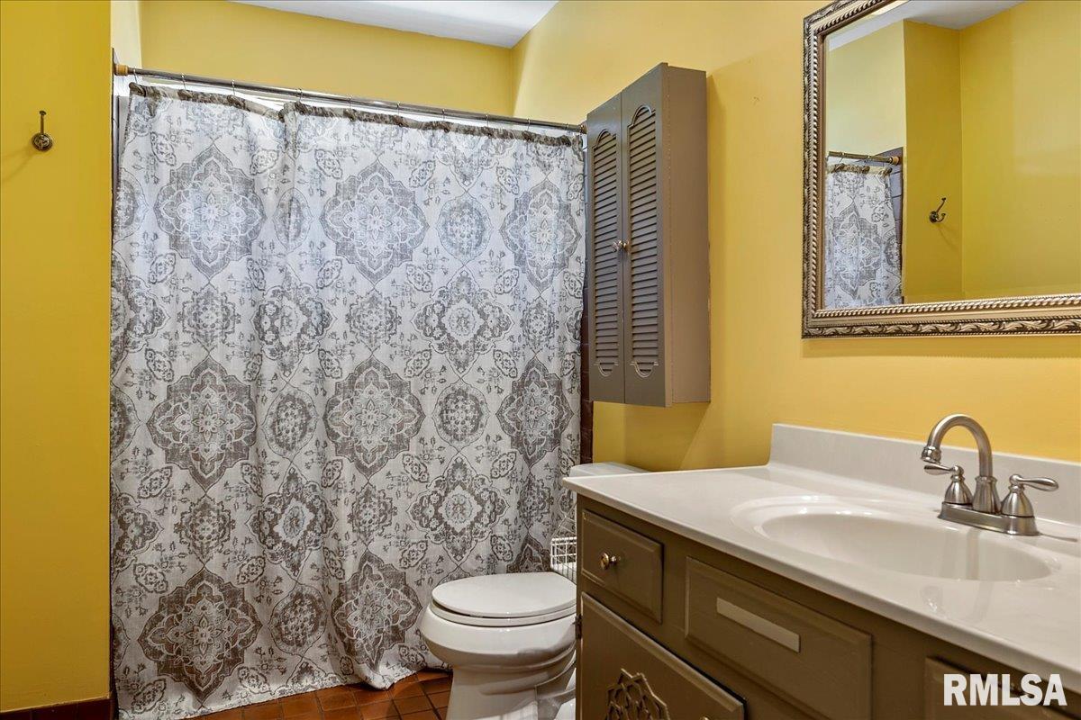 916 Henrietta Street Springfield, IL 62704 - Photo 17 of 32 Gallery Image 17
