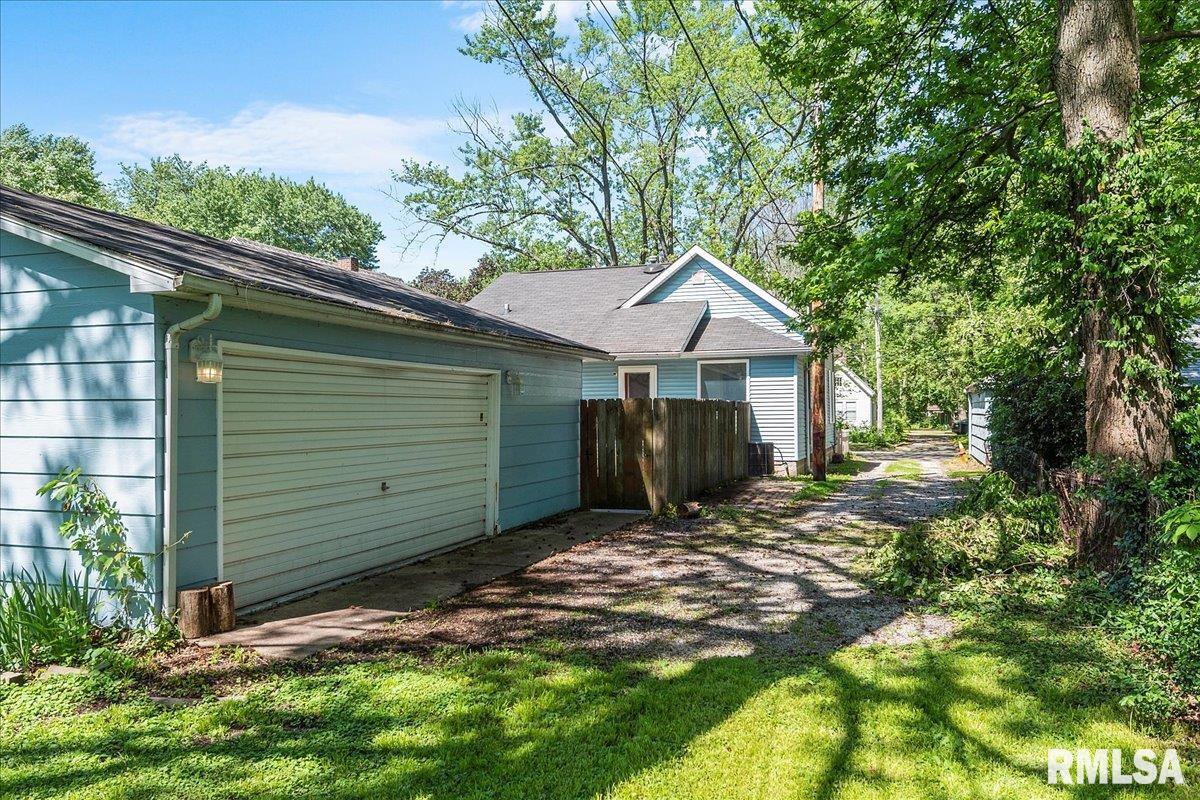 916 Henrietta Street Springfield, IL 62704 - Photo 28 of 32 Gallery Image 28