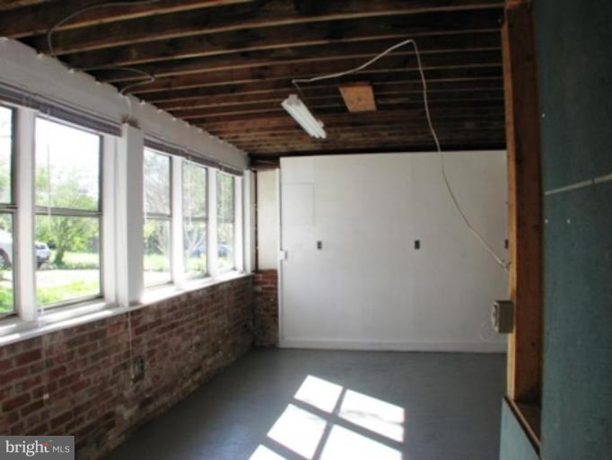 3713 North Glebe Road Arlington, VA 22207 - Photo 28 of 30 a view of an empty room