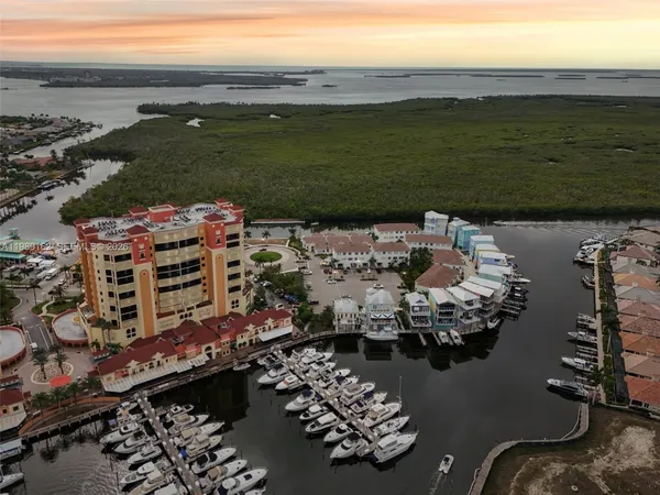 $2,650 | 5781 Cape Harbour Drive, Unit 903, Cape Coral, FL 33914
