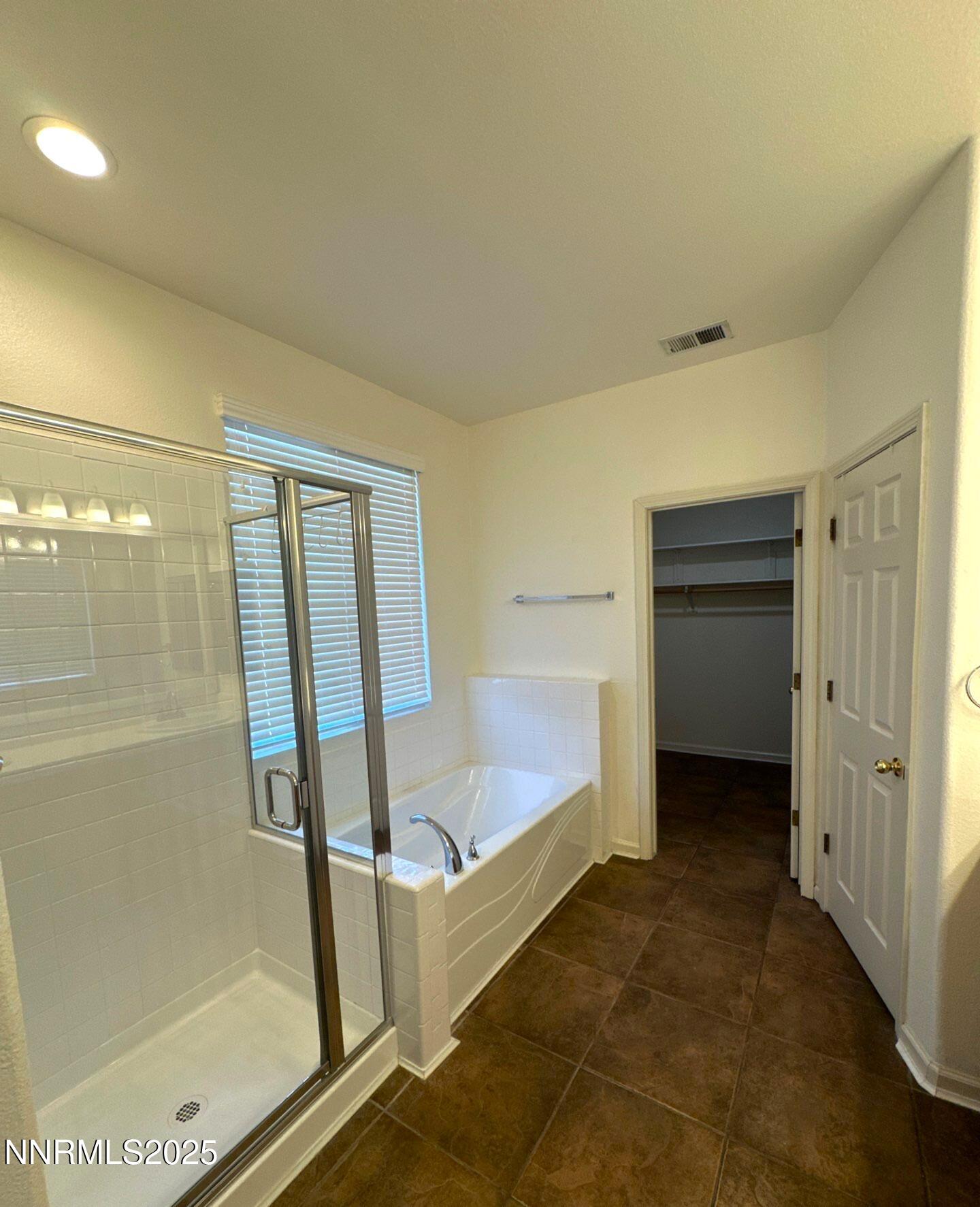 10407 Summershade Lane Reno, NV 89521 - Photo 11 of 24 down-net_http20250905-98-axn33t