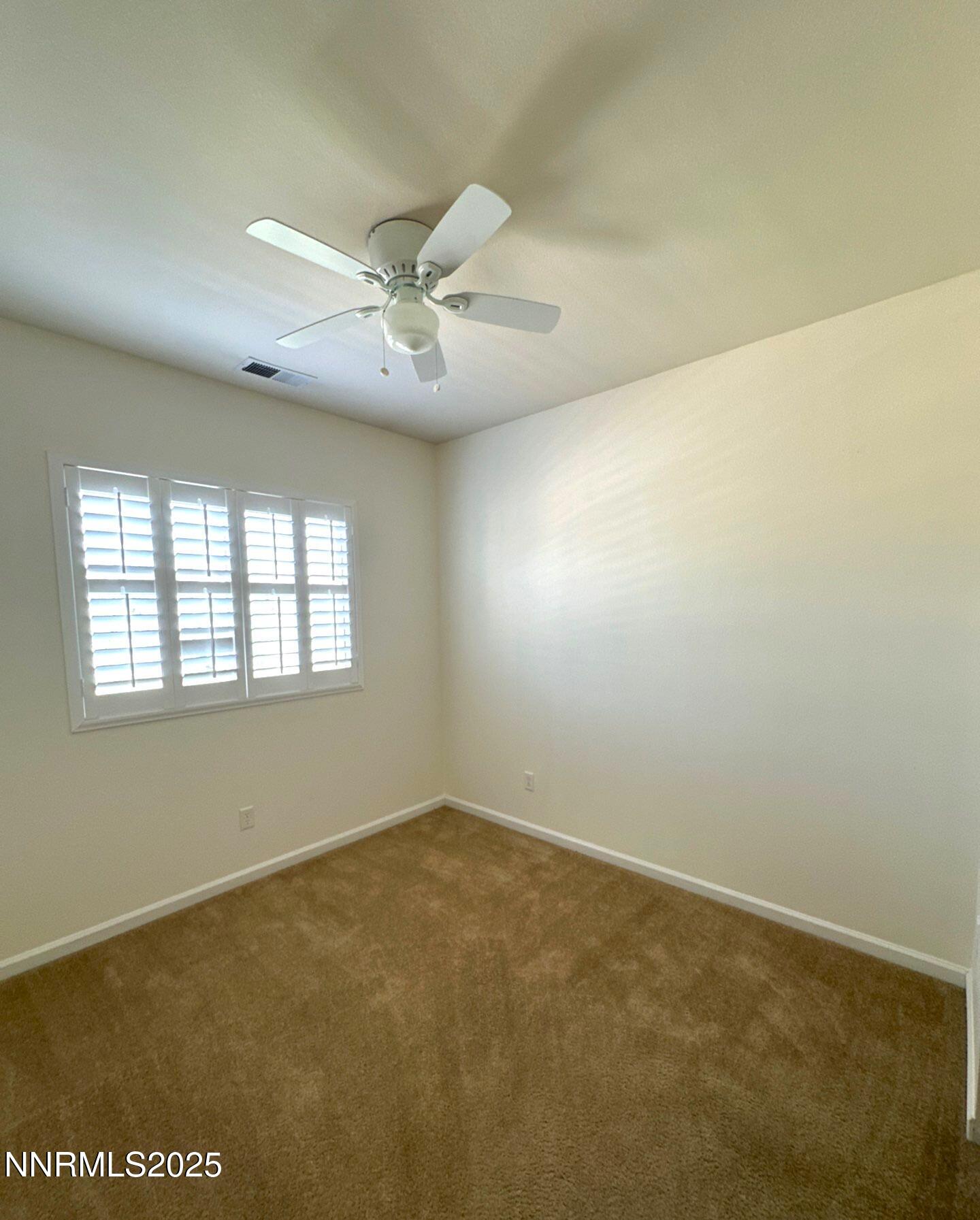 10407 Summershade Lane Reno, NV 89521 - Photo 16 of 24 down-net_http20250905-187-wdu1qt