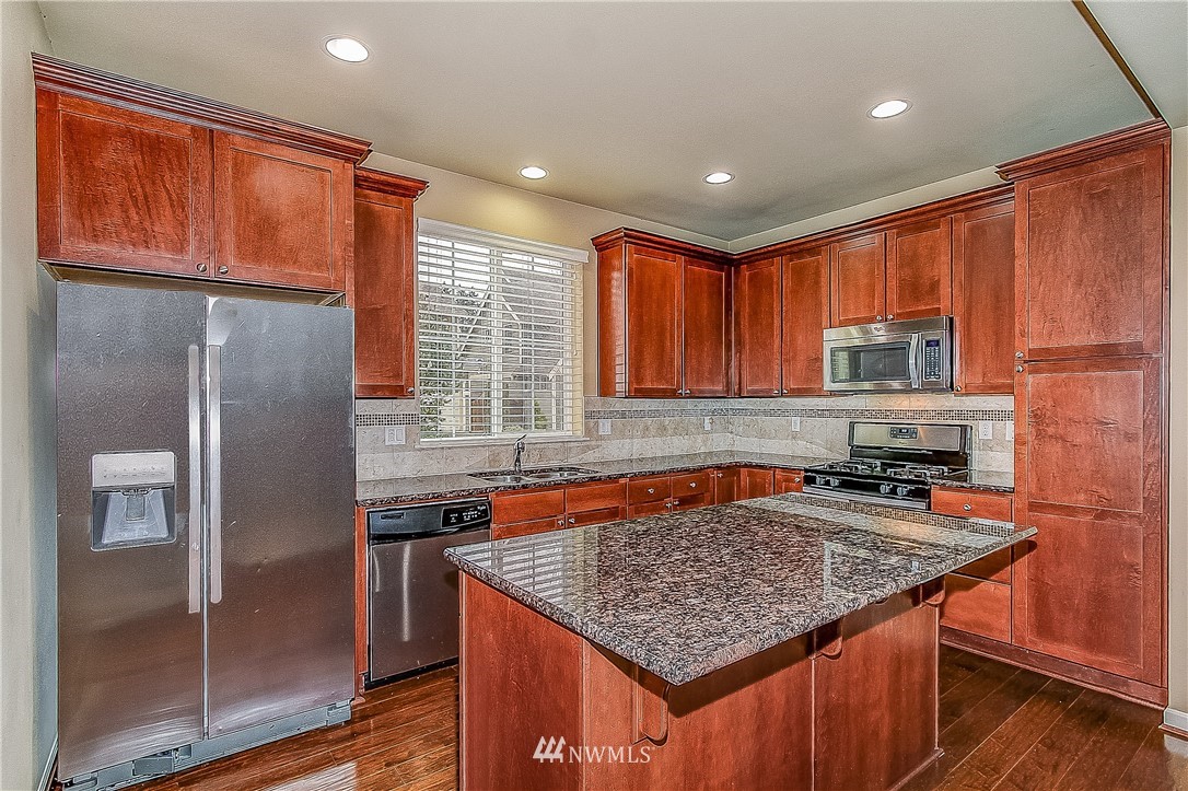 3732 219th Place Southeast Bothell, WA 98021 - Photo 8 of 20
