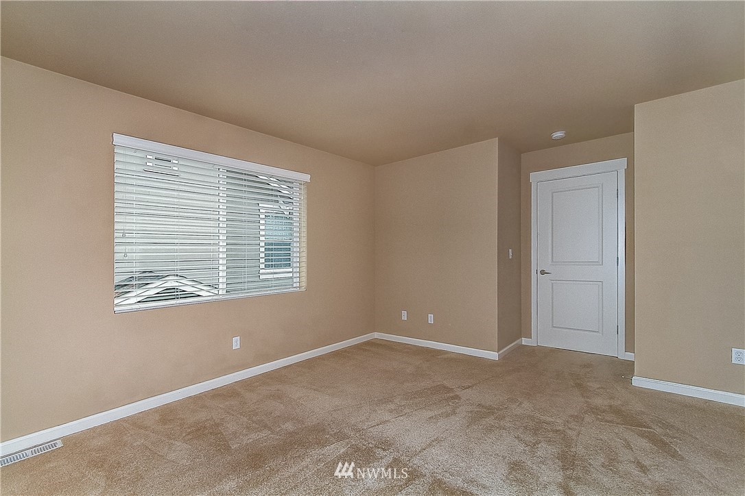 3732 219th Place Southeast Bothell, WA 98021 - Photo 9 of 20