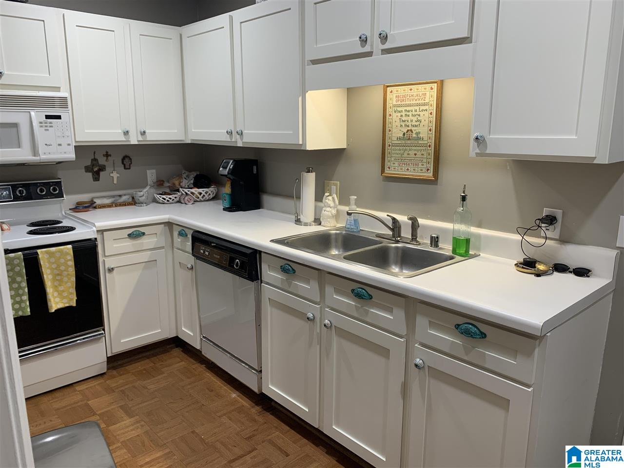 479 Raleigh Avenue Birmingham, AL 35209 - Photo 9 of 12