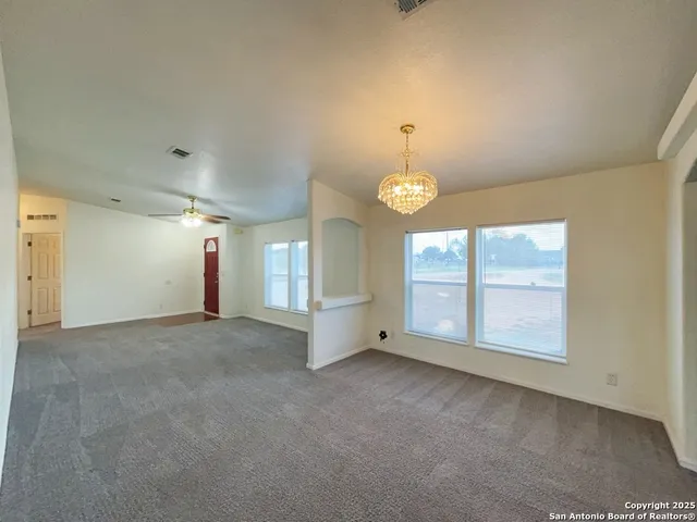 $2,095 | 9611 Hildebrandt Road, San Antonio, TX 78223