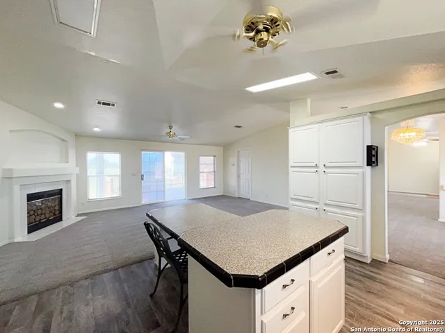 $2,095 | 9611 Hildebrandt Road, San Antonio, TX 78223