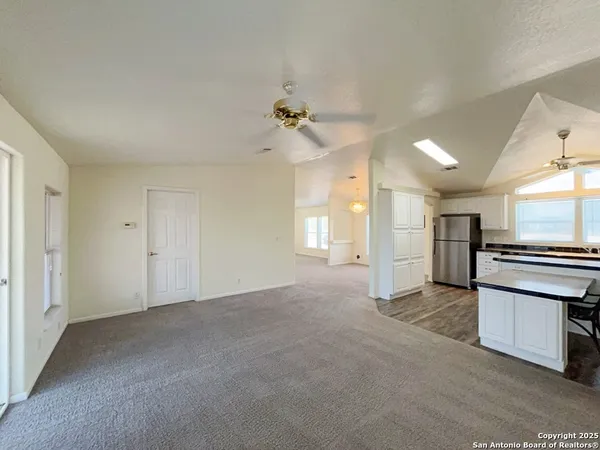 $2,095 | 9611 Hildebrandt Road, San Antonio, TX 78223