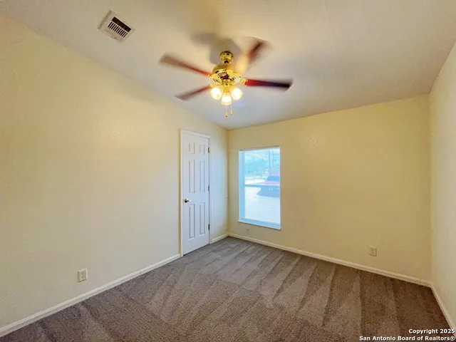 $2,095 | 9611 Hildebrandt Road, San Antonio, TX 78223