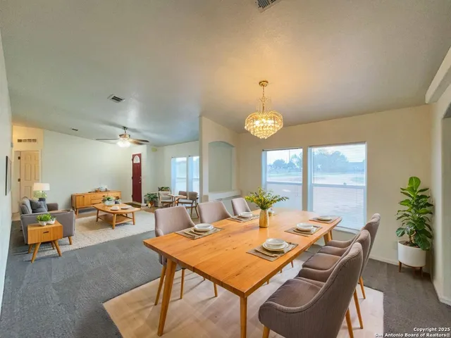 $2,095 | 9611 Hildebrandt Road, San Antonio, TX 78223