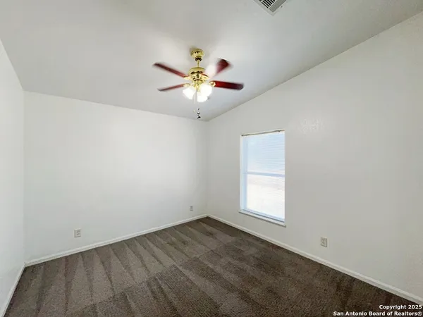 $2,095 | 9611 Hildebrandt Road, San Antonio, TX 78223