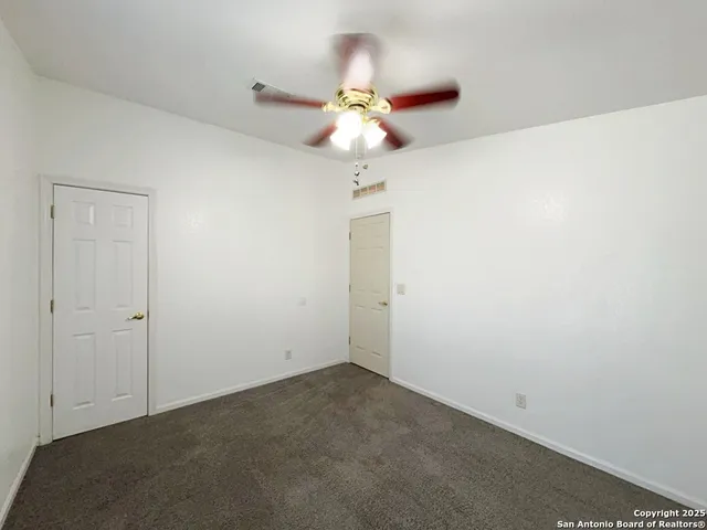 $2,095 | 9611 Hildebrandt Road, San Antonio, TX 78223