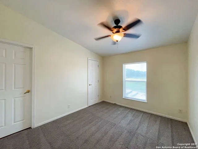 $2,095 | 9611 Hildebrandt Road, San Antonio, TX 78223