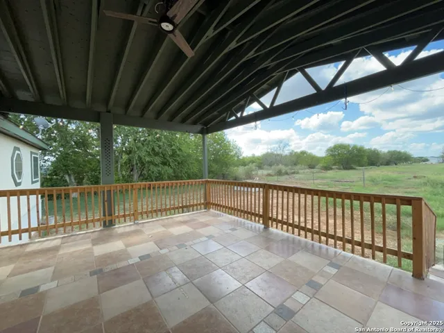 $2,095 | 9611 Hildebrandt Road, San Antonio, TX 78223