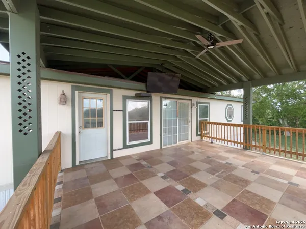 $2,095 | 9611 Hildebrandt Road, San Antonio, TX 78223