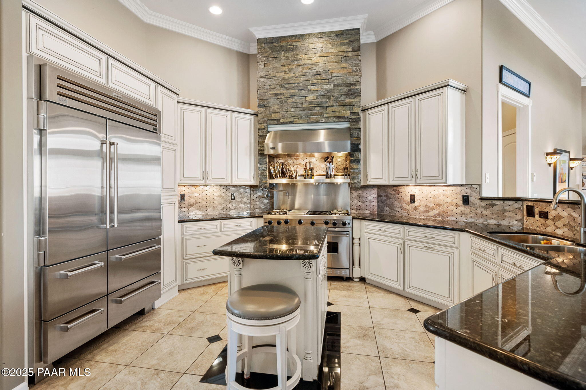 950 Grapevine Lane Prescott, AZ 86305 - Photo 23 of 69 23-Kitchen_2